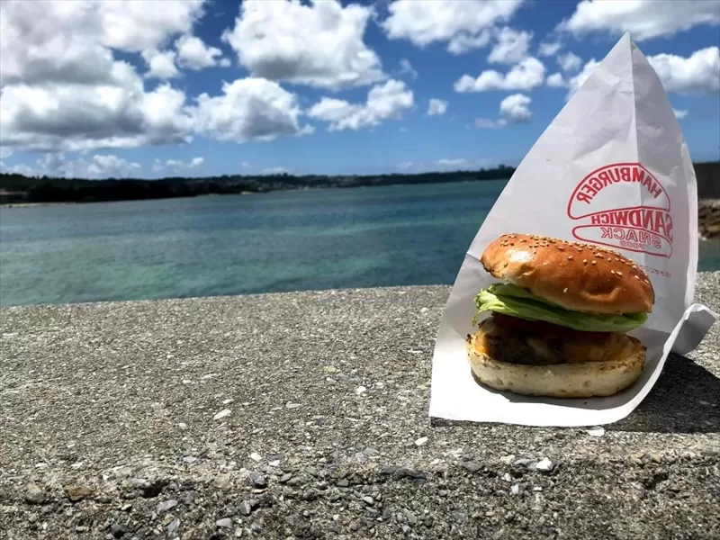海とハンバーガー